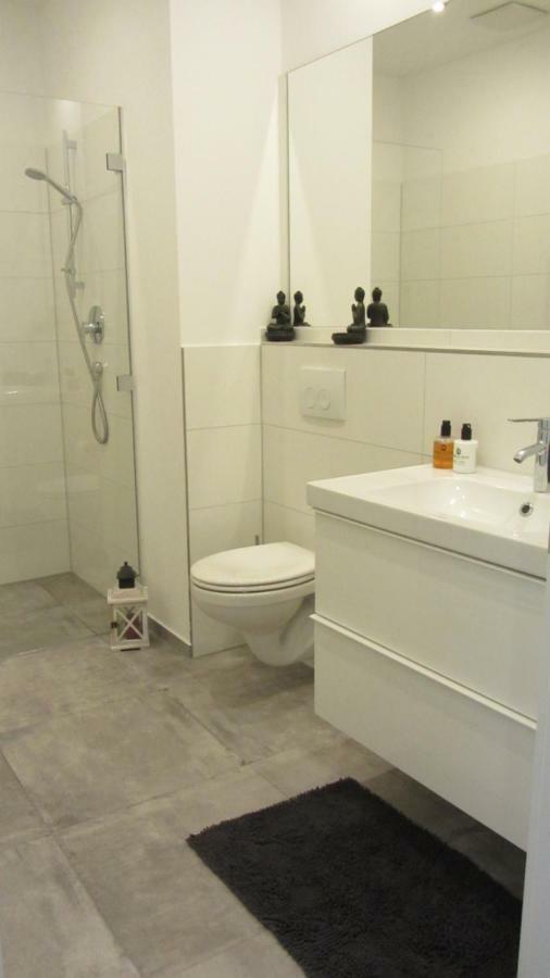 Ferienwohnung Roxana - Am Bodensee Friedrichshafen Bagian luar foto